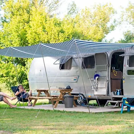 Camping De Thoissey *** Exterior photo
