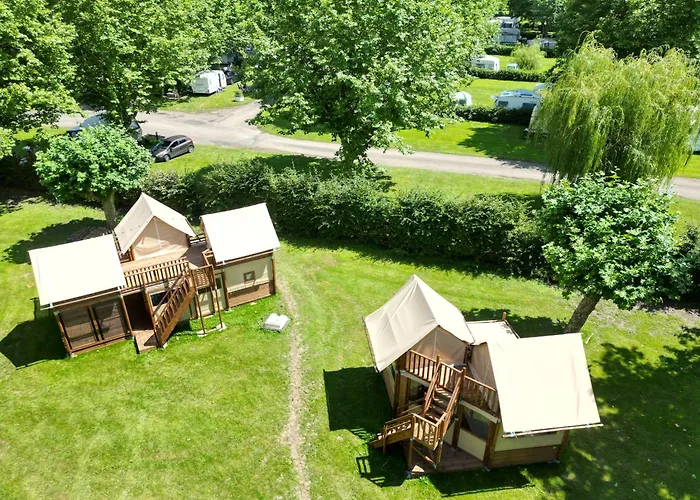 Camping De Thoissey ***