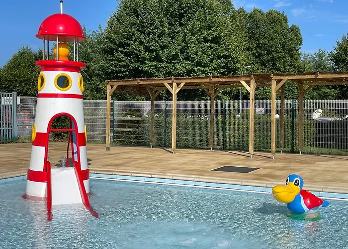 Camping De Thoissey ***