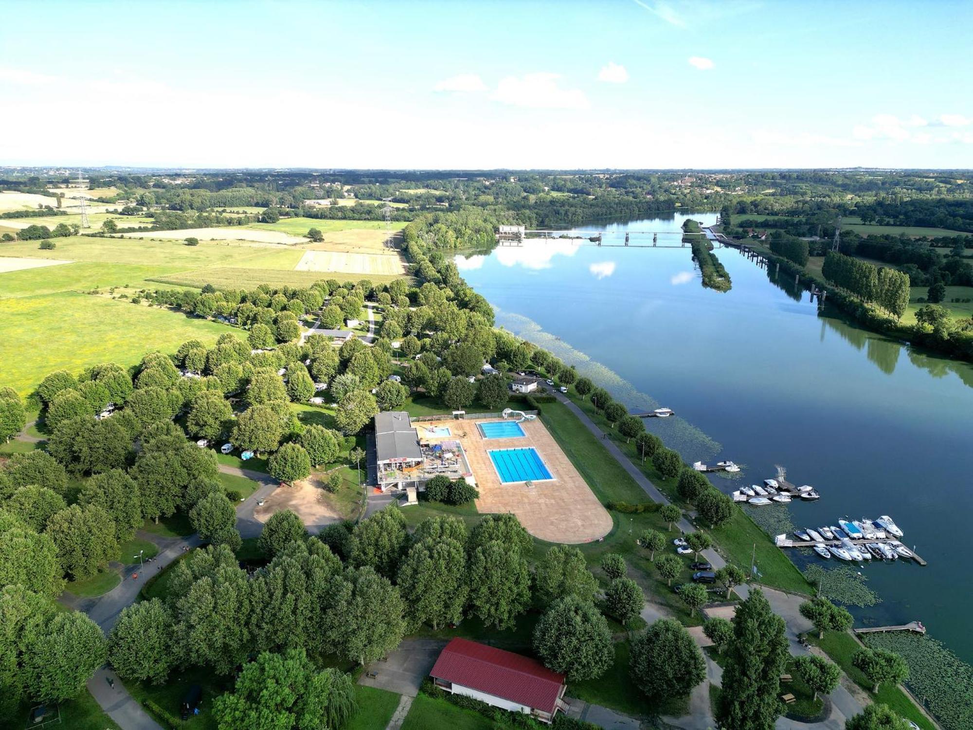 Campingplatz De *** Thoissey