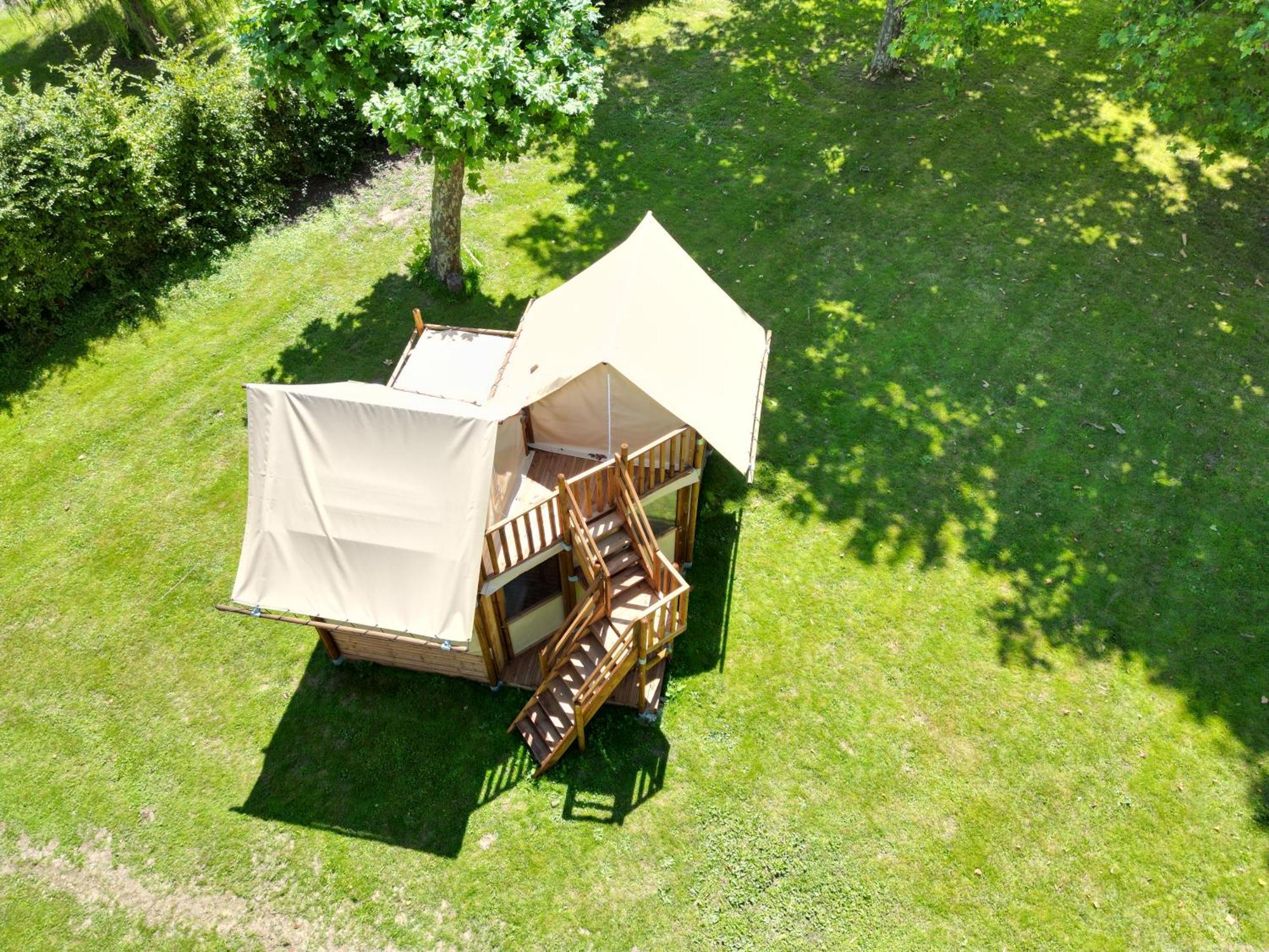 Campingplatz De ***
