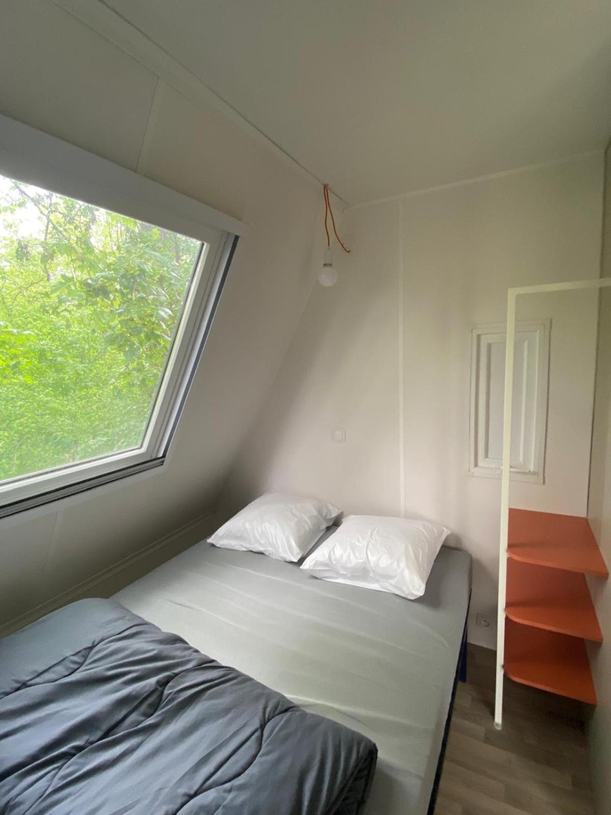 De *** Campingplatz *