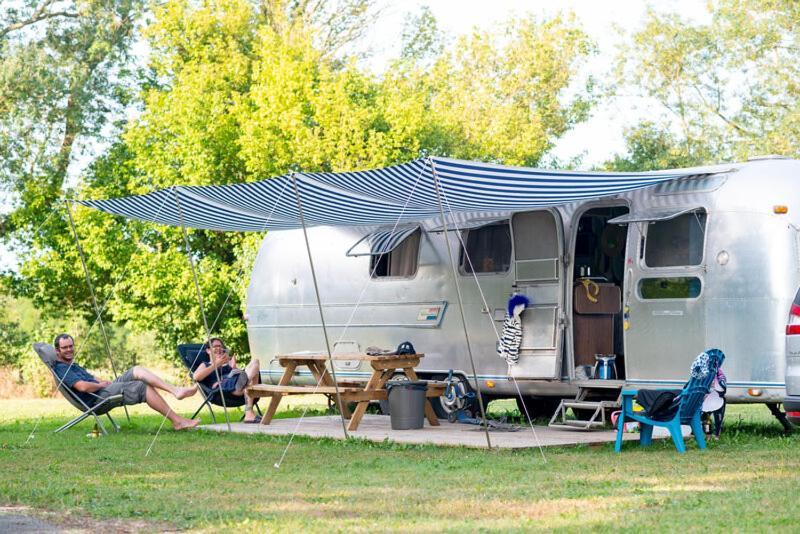 Camping De *** Thoissey